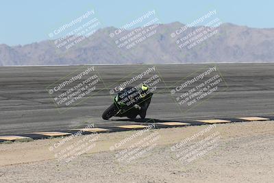 media/Oct-13-2025-Moto Forza (Mon) [[a66d839500]]/3-B Group/Session 2 (Bowl)/